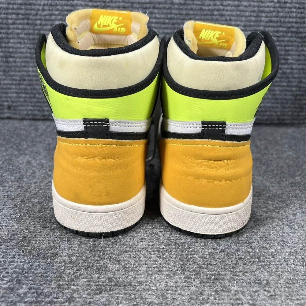 Nike Air Jordan 1 Retro High Volt Gold Shoes Mens Size 11‎ Multicolor 555088-118